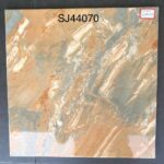 SJ 44070
